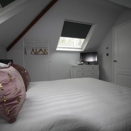 Ryefield Cottage - Luxurious Self-Catered Holiday Cottage With A Log Burner 奇切斯特 外观 照片