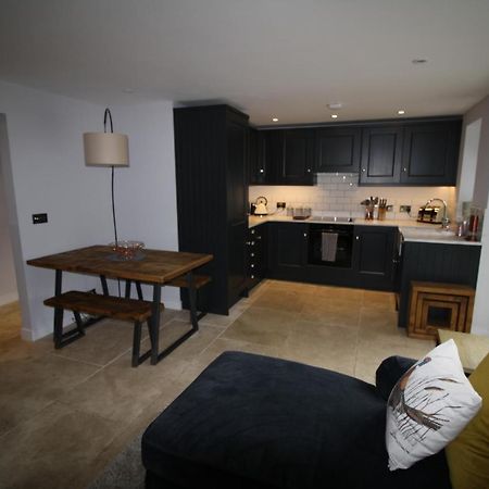 Ryefield Cottage - Luxurious Self-Catered Holiday Cottage With A Log Burner 奇切斯特 外观 照片