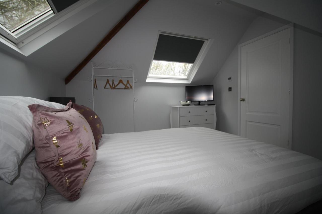 Ryefield Cottage - Luxurious Self-Catered Holiday Cottage With A Log Burner 奇切斯特 外观 照片