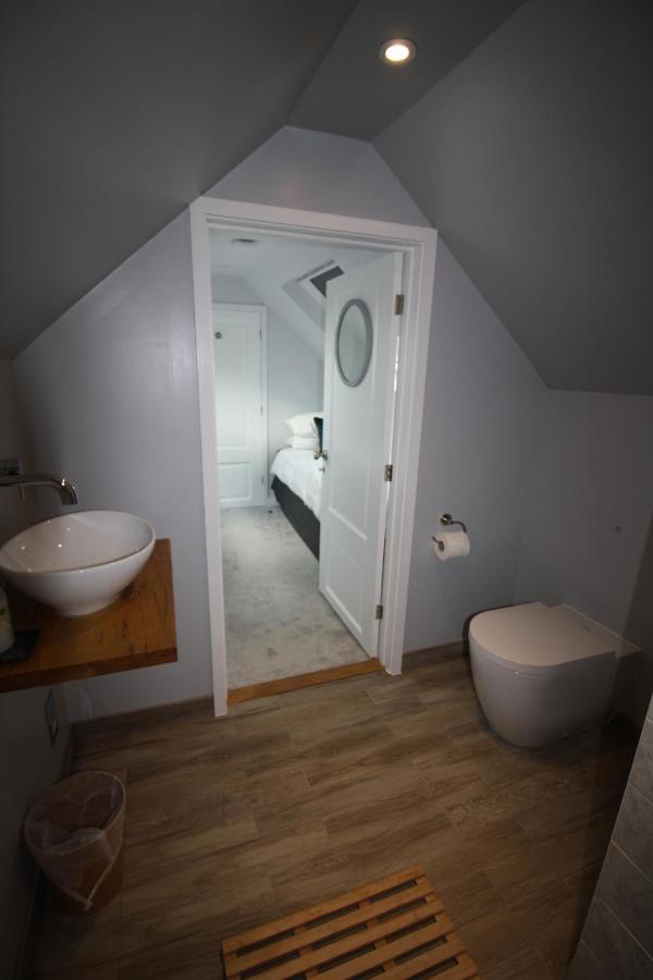 Ryefield Cottage - Luxurious Self-Catered Holiday Cottage With A Log Burner 奇切斯特 外观 照片