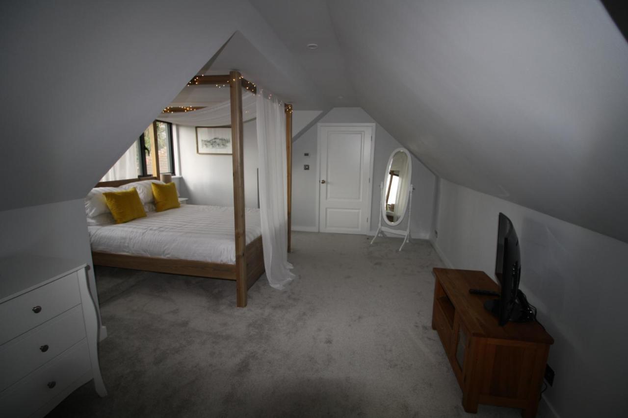 Ryefield Cottage - Luxurious Self-Catered Holiday Cottage With A Log Burner 奇切斯特 外观 照片